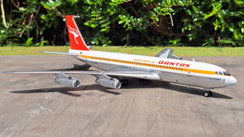 Inflight 200 Qantas Australia Boeing 707-320 Scale 1/200 IF70015