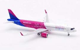 Inflight 200 Models Wizz Air "XLR" Airbus A321XLR G-XLRA With Stand Scale 1/200 IF321W40502