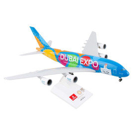SkyMarks Emirates Airbus A380-800 A6-EEU 1:200 scale model aircraft collectable.