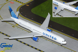Gemini 200 1/200 Boeing 767-400ER United Airlines N76064 Flaps Down Diecast Model Aircraft