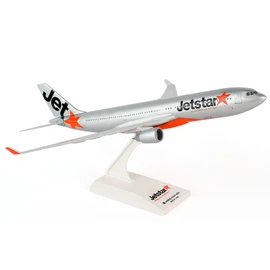 Skymarks 1/200 Airbus A330-200 Jetstar All day every day low fares VH-EBE snap-fit model aircraft SKR717