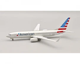 InFlight200 1:200 American Airlines Boeing 737-823 N840NN diecast model with stand IF738AA1125