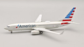 InFlight200 1:200 American Airlines Boeing 737-823 N840NN diecast model with stand IF738AA1125
