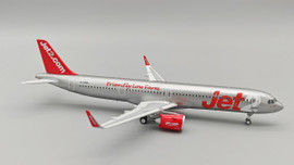 J Fox Models 1/200 Airbus A321-251NX Jet2 G-SUNO diecast model aircraft with display stand