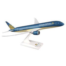 Skymarks Vietnam Airlines Boeing 787-8 Dreamliner model in 1/200 scale SKR307