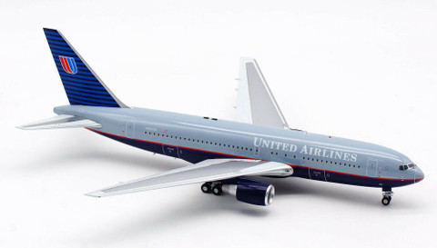 Inflight 200 United Airlines Boeing 767-200ER N602UA with stand Scale 1/200 IF762UA1221