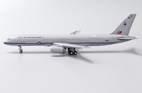 JC Wings Royal New Zealand Air Force Boeing 757-200 NZ7572 Scale 1/400 XX4468