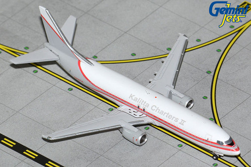 Gemini Jets Kalitta Charters II Boeing 737-400SF N405CK Scale 1/400 GJKFS1958