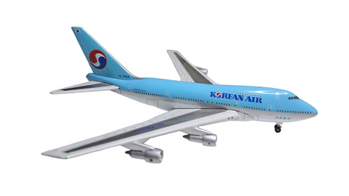 Gemini Jets Korean Air Boeing 747SP Scale 1/400 GJKAL084