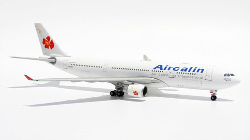 Gemini Jets 1:400 Airbus A330-200 Aircalin pre-loved (Model Aircraft)