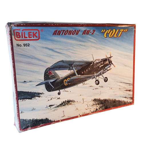 Bilek BIL952 Antonov An-2 Colt scale 1/72 collectable model kit of the classic utility biplane aircraft.