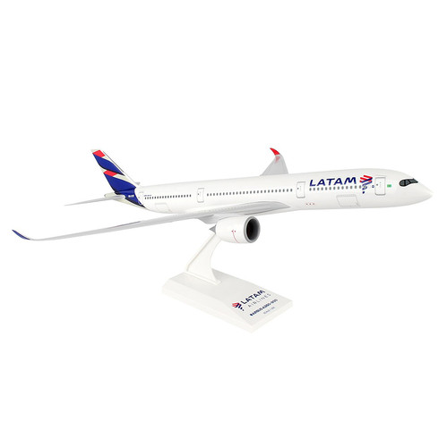 Skymarks LATAM Airbus A350-900 PR-XTE Scale 1/200 SKR937 snap-fit model aircraft with stand.