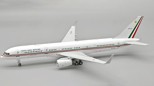 inflight200-mexican-air-force-