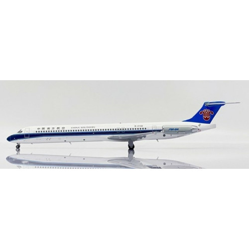 KJ Models 1:200 China Southern Airlines McDonnell Douglas MD-82 B-2132 KJMD82025