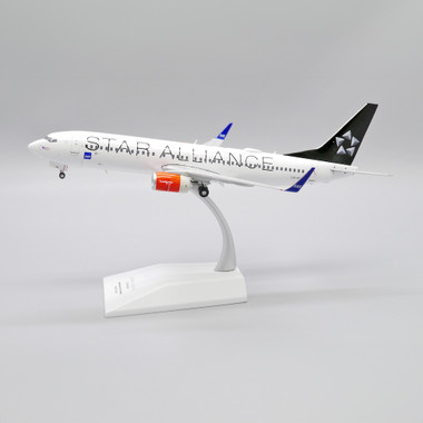 Boeing 737-800 ANA All Nippon Airways Star Alliance