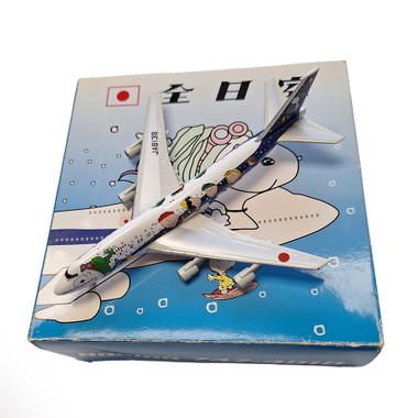 全日空 Boeing 747-481D モデル　SNOOPY 1/400 BigBird ANA All Nippon Airways “Snoopy” Boeing 747-481D JA8961