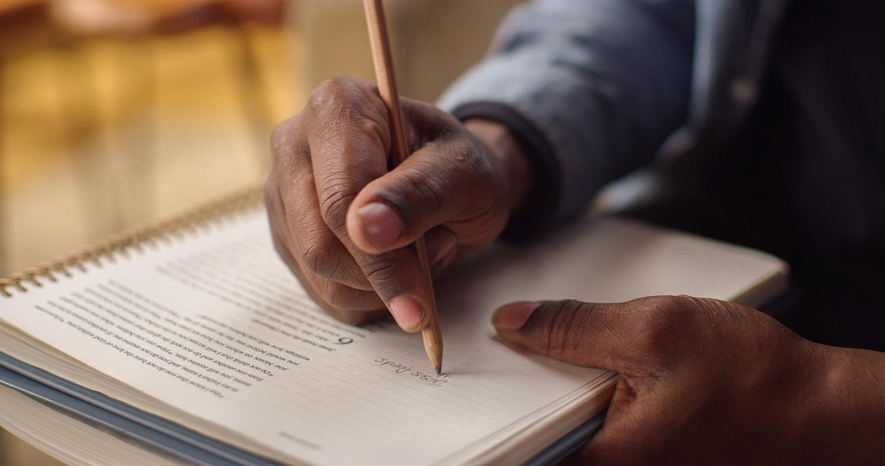 ESV Spiral-Bound Journaling Bible, New Testament - Hardcover