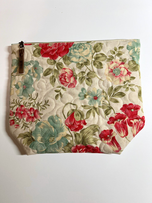 Quilted Bag - Etchings Floral- - Large apprx 11.5"x11.5"