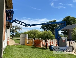 Plataforma Elevatória Genie Z-34/22 e 05 Peças de Reposição