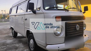 Volkswagen Kombi 2013/2014 Branca Manual 76.552 Km - SA Itaboraí/RJ