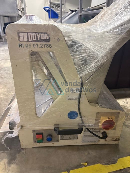 Fatiadora de Pães Doyon / Sinmag