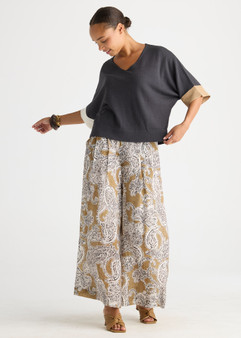 LD & Co Contrast Cuff Top