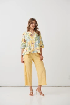 Holmes & Fallon Sunflower Fields Top