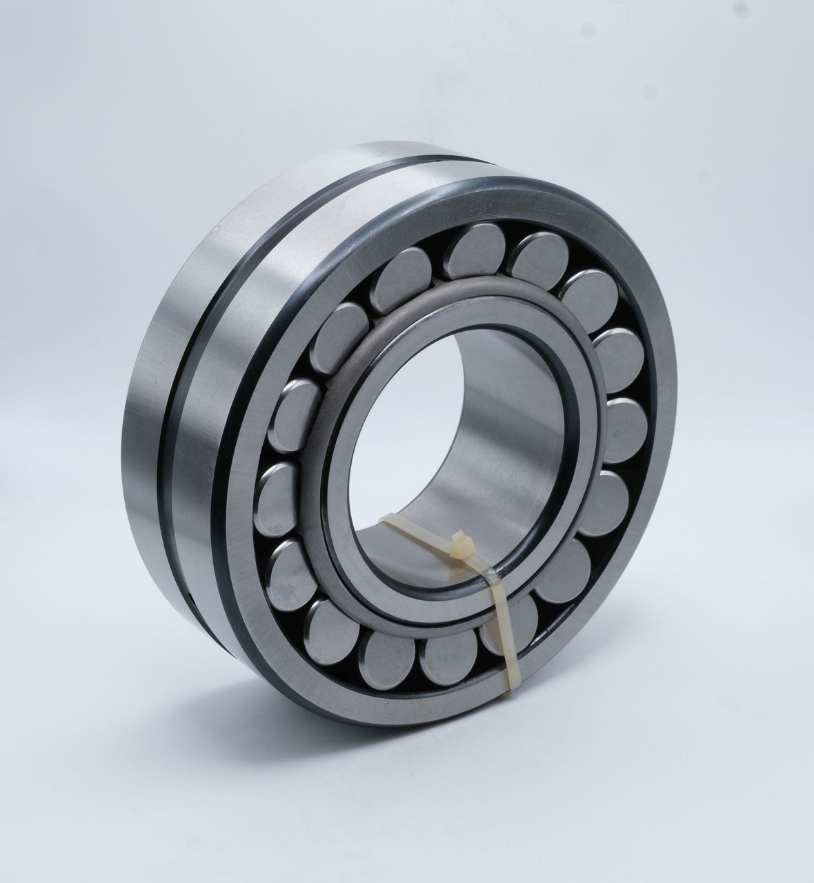 22218CC/W33 Spherical Roller Bearing Steel Cage 90x160x40 Angled View