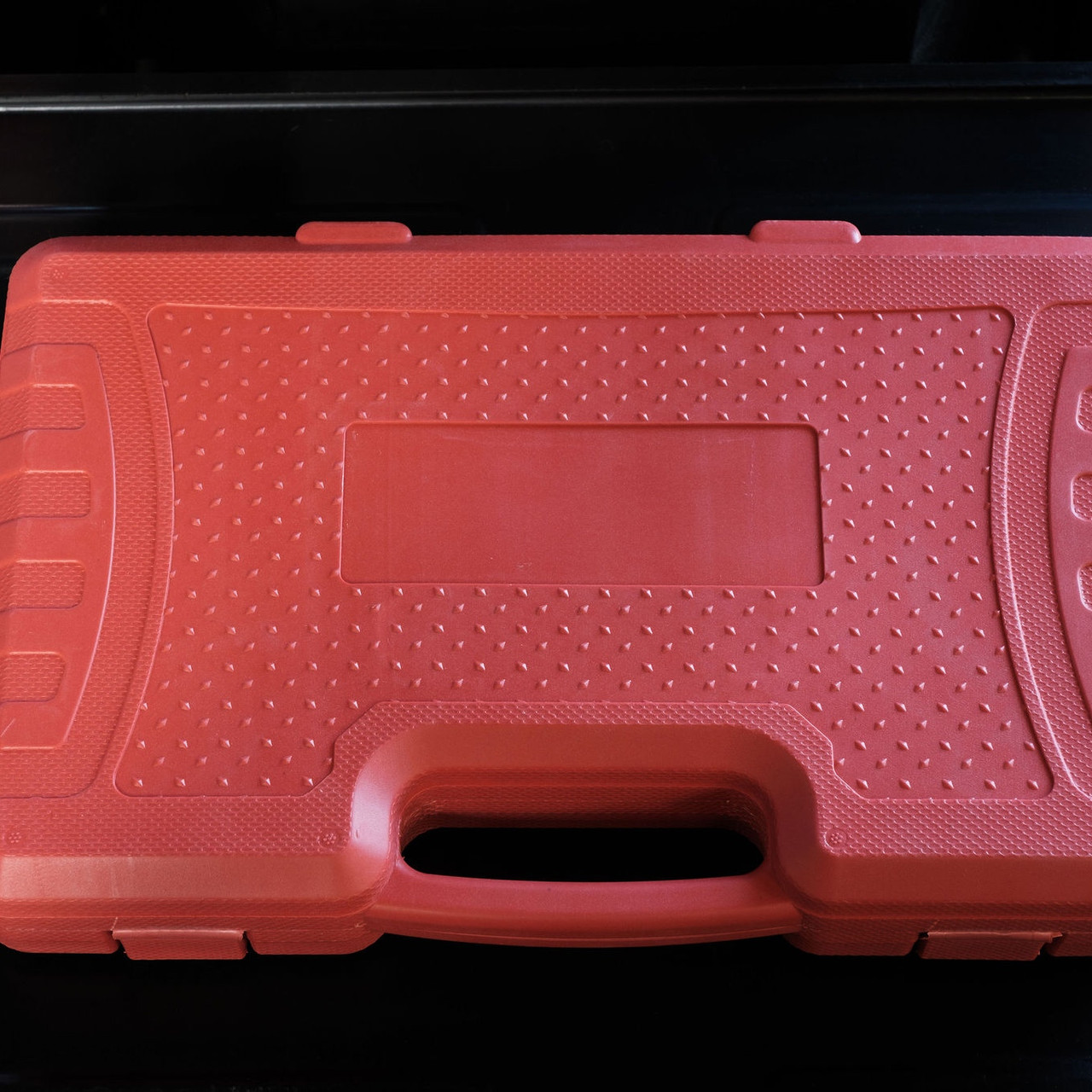 14-Piece Bearing Puller Kit Closed Case View