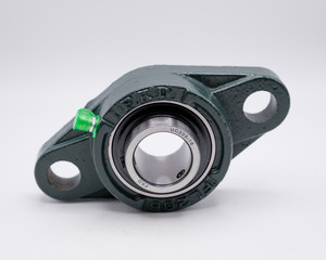UCFL202 Cast Iron Oval Flange 15mm Bore Front View