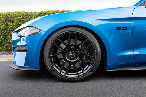 RTR Tech 7 Gloss Black Wheel; Rear Only; 19x10.5; 5x4.50; 45mm Offset (05-22 All)