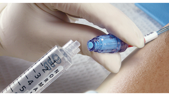 BD Maxplus Clear Needle-Free Connector – Pressure Rated, 0.28 mL Priming Volume, Sterile, 100/case