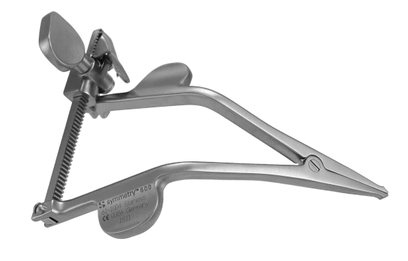 Dukal Aspen Symmetry Cervical Spreader – Reusable, Latex-Free, Designed for Neurological Spine Surgery