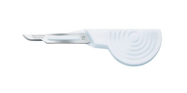 Swann Morton Disposable Finger Scalpels Size 15, Stainless Steel, Non-Sterile, 100 Per Box