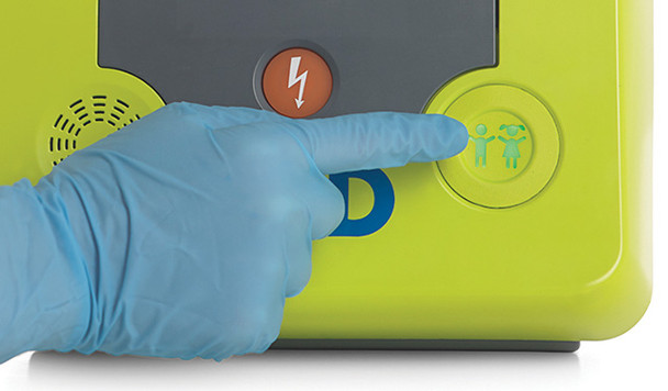ZOLL AED 3 BLS Defibrillator for Professional Rescuers with CPR Dashboard, ECG Display and RapidShock