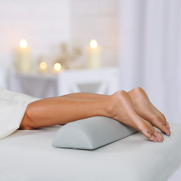 Earthlite Half Round Bolster - Flat-Based Foam Positioning Bolster with Zippered Comfort-Flex Case