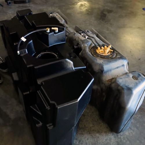 62 Gallon Replacement Fuel Tank For 2011-2022 GM Duramax 6.6L Crew Cab Short Bed S&B