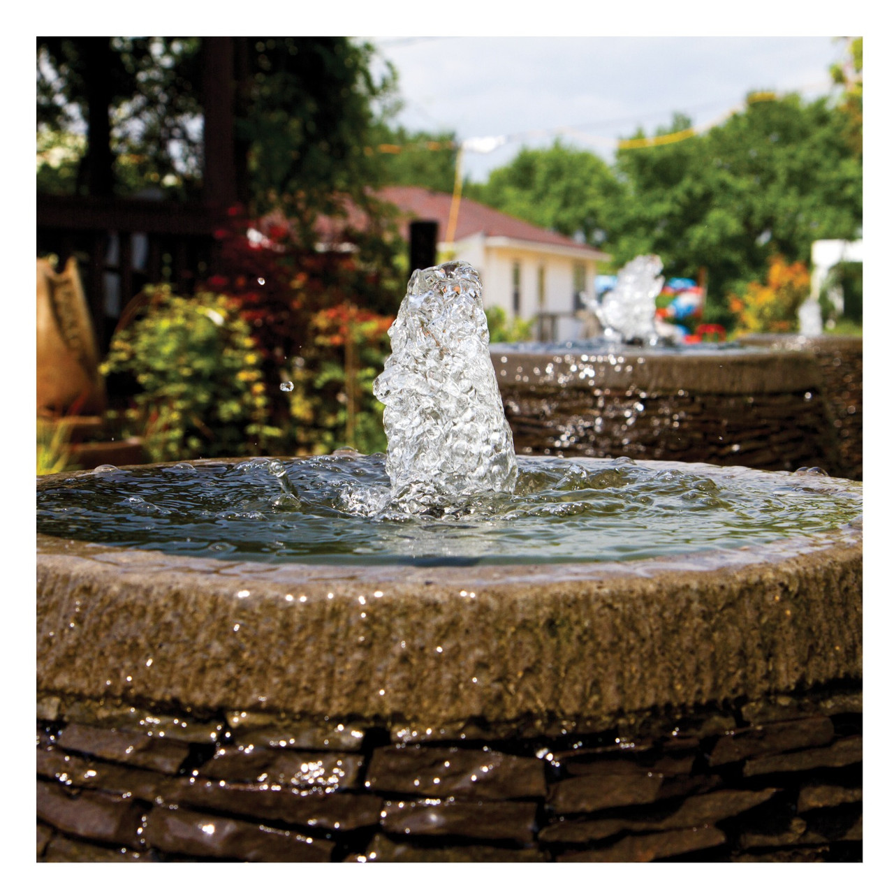Atlantic FP-Series fountain pump with threaded outlet for flexible use.