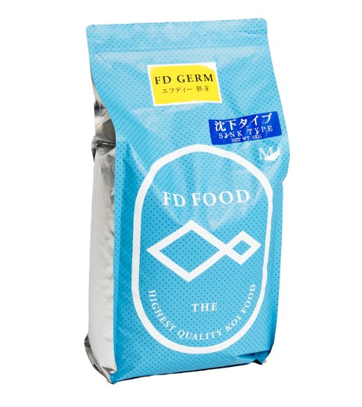 Front view – FD Germ Sink Medium 5kg koi food bag with red checkerboard design and koi graphic.