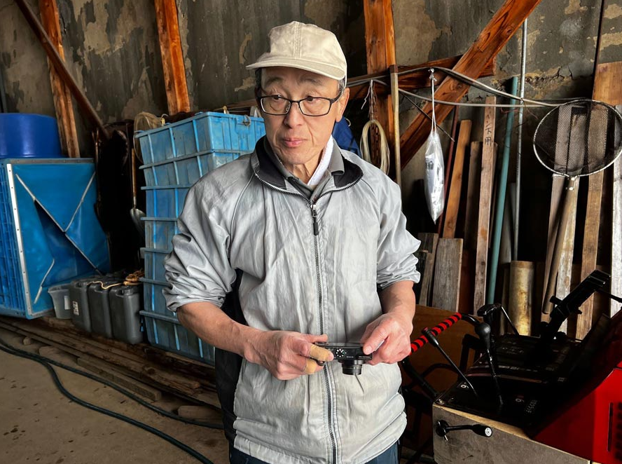 Buy Ginrin Showa and Sanke from Marusho Koi Farm, a standout Niigata breeder focused on bold contrast, symmetry, and growth, hand-selected by Fitz’s Fish Ponds.