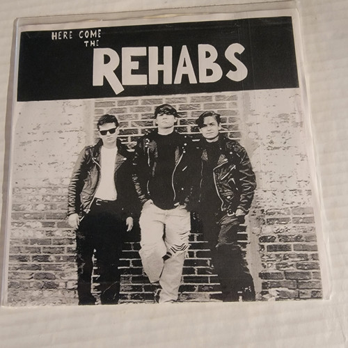 The Rehabs – Here Come The Rehabs  1995  punk  Audiovile Vintage tees shirts vinyl