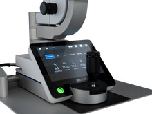 Haag-Streit Elara 900 Slit Lamp screen and joystick