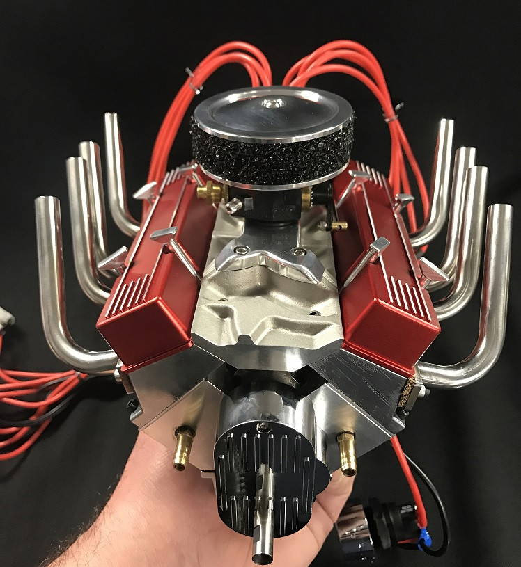 1/4 Scale V8 Engine with Single Carburetor