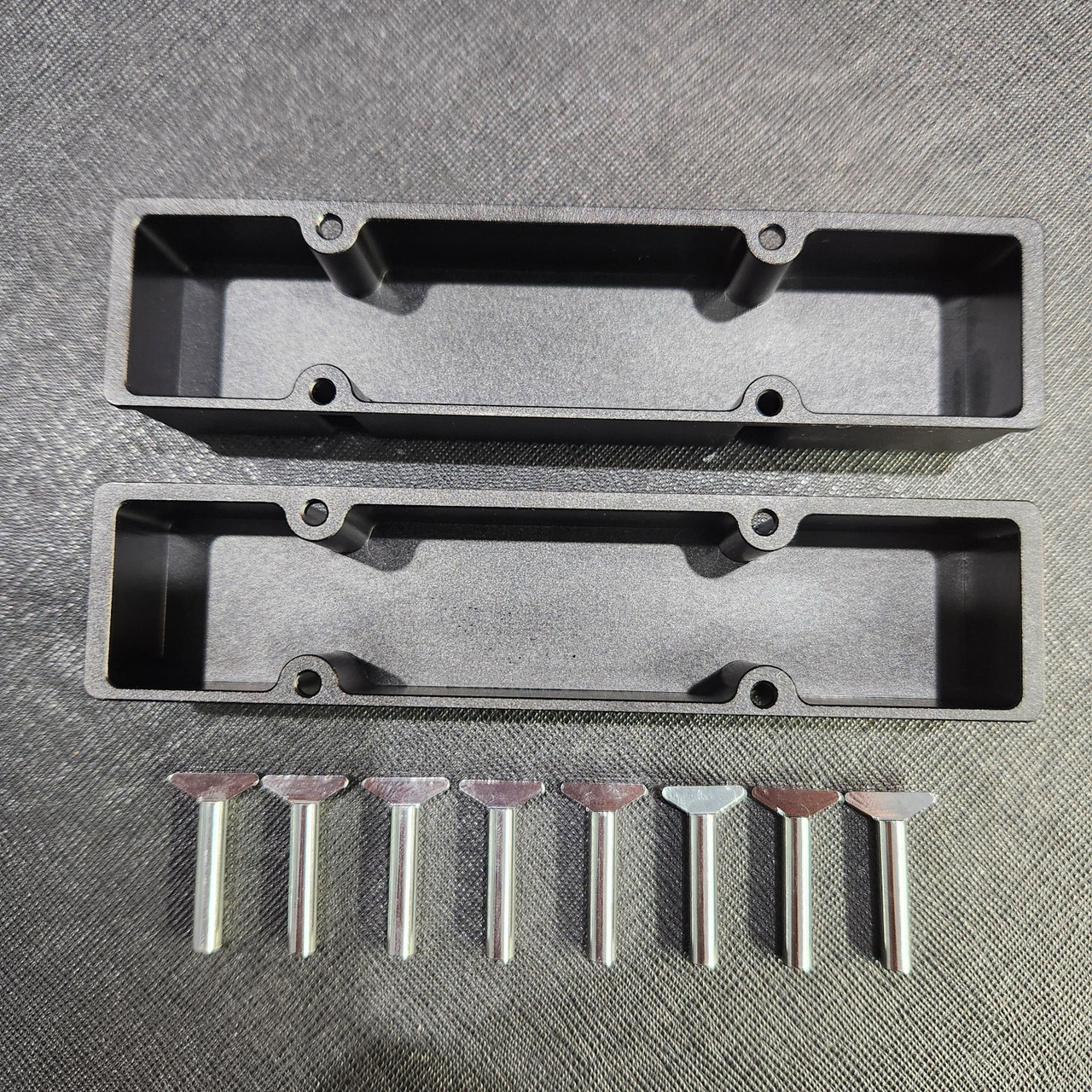 1/4 Scale V8 Aluminum Black Valve Covers (2) & Chrome Wing Nuts (8)