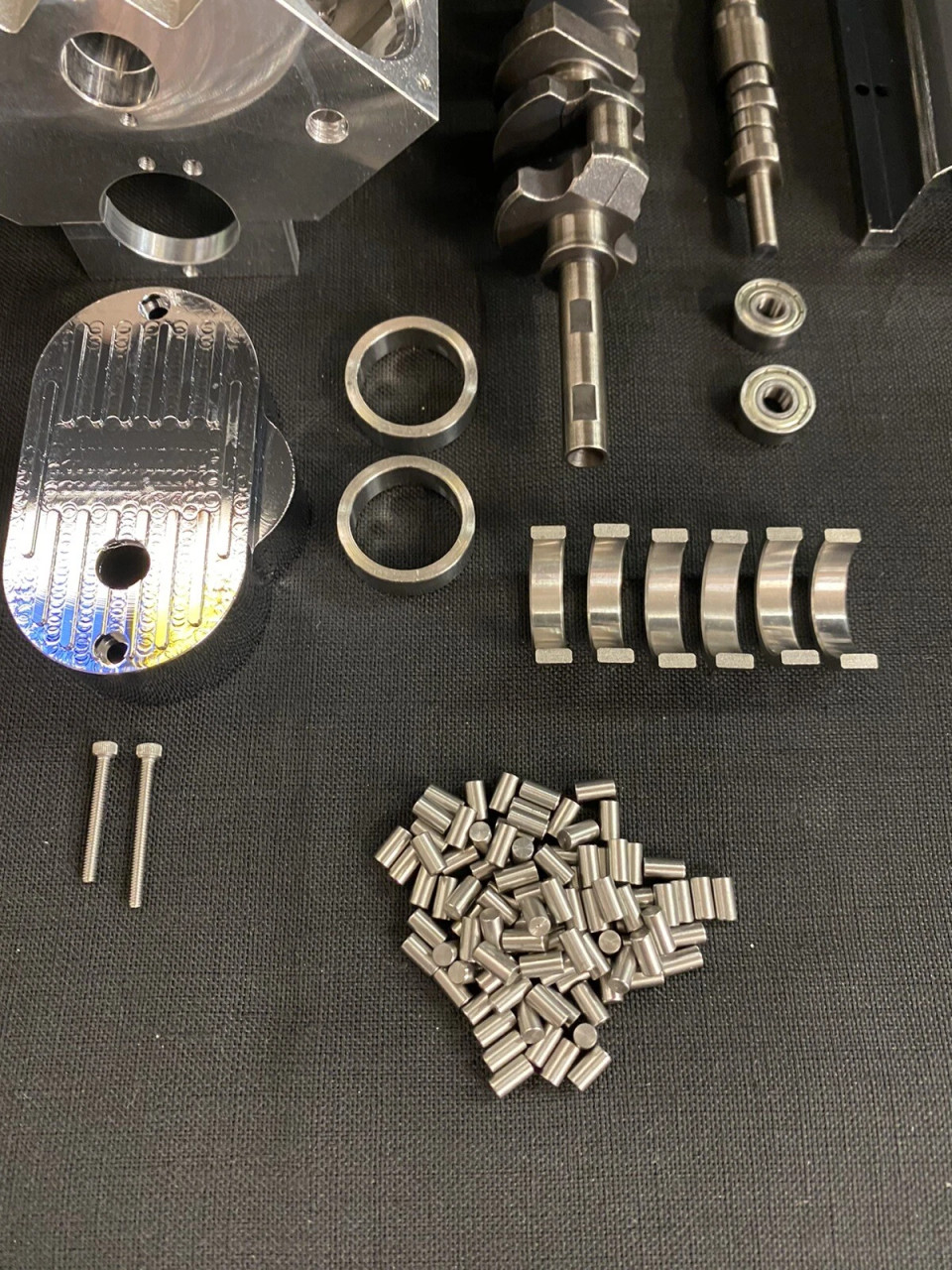 1/4 Scale V8 Engine Block, Crankshaft, Camshaft, Oil Pan & Timing cover Set