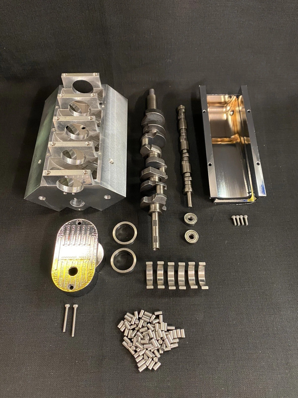 1/4 Scale V8 Engine Block, Crankshaft, Camshaft, Oil Pan & Timing cover Set