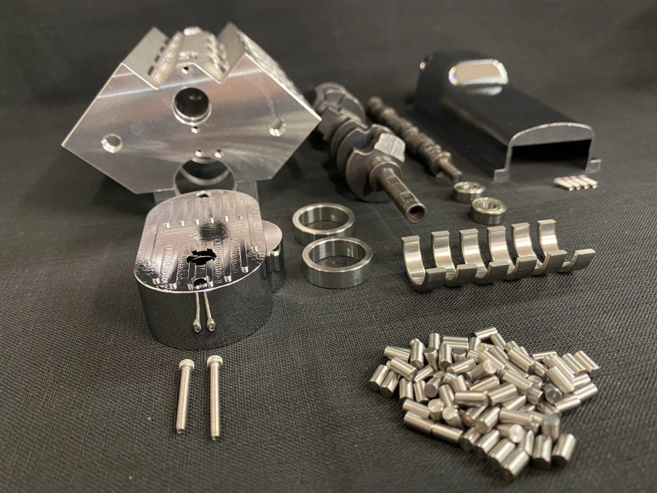 1/4 Scale V8 Engine Block, Crankshaft, Camshaft, Oil Pan & Timing cover Set