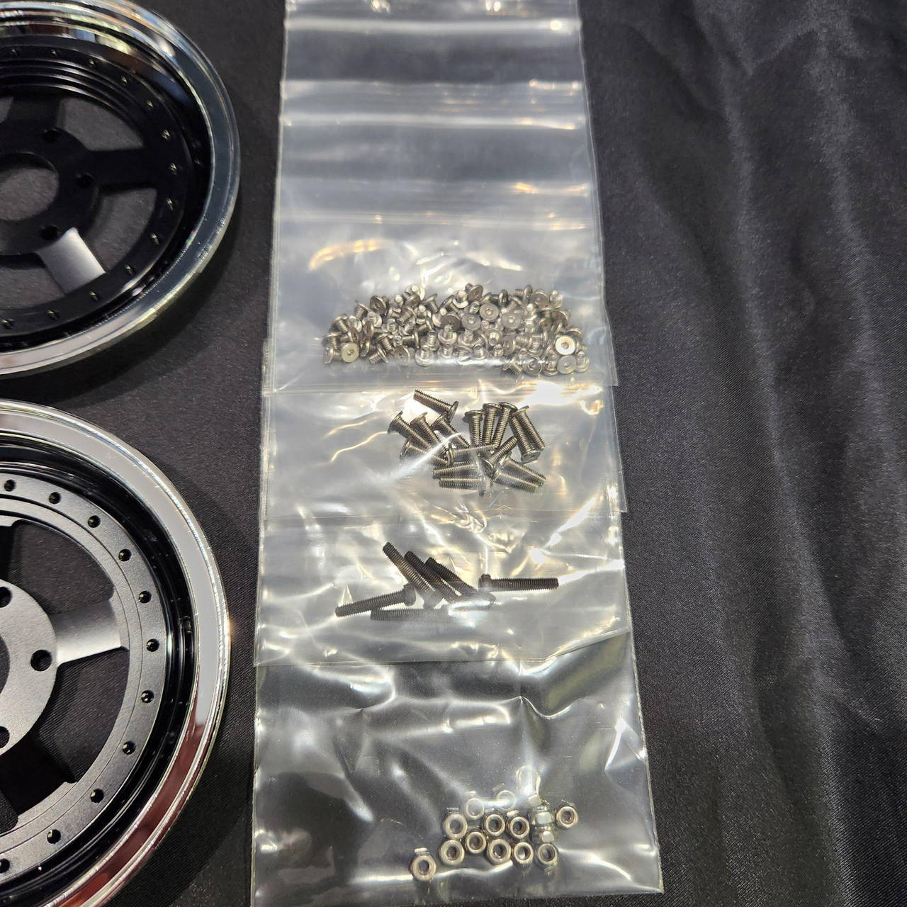 1/4 Scale Wheel & Tire Set 5 Spoke Black / Chrome (4)
