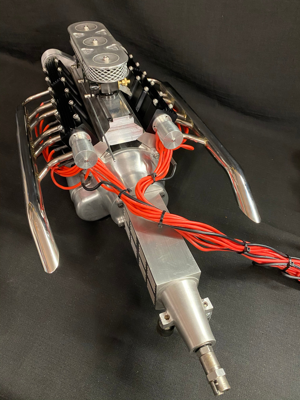 1/4 Scale V12 Nitro Powered Engine