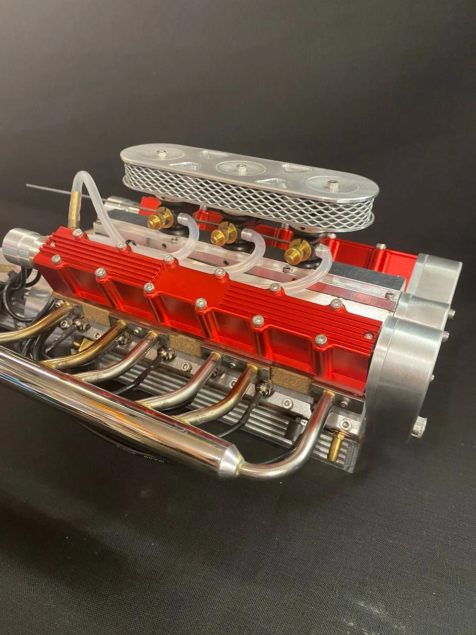 1/4 Scale V12 Nitro Powered Engine